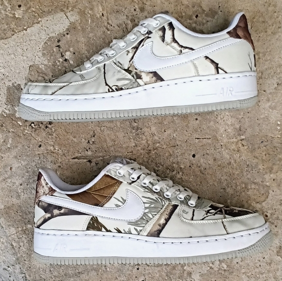SOLD!!!NWOB. RARE Nike AF1 x Realtree "Snow Camo" sneakers - Picture 3 of 14